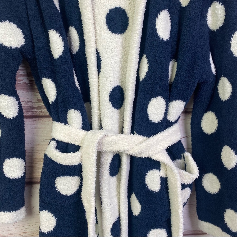 Barefoot Dreams- Polka Dot Short Hooded Robe - Picture 7 of 16
